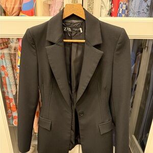 Zara Women's Elegant Black Suit Jacket